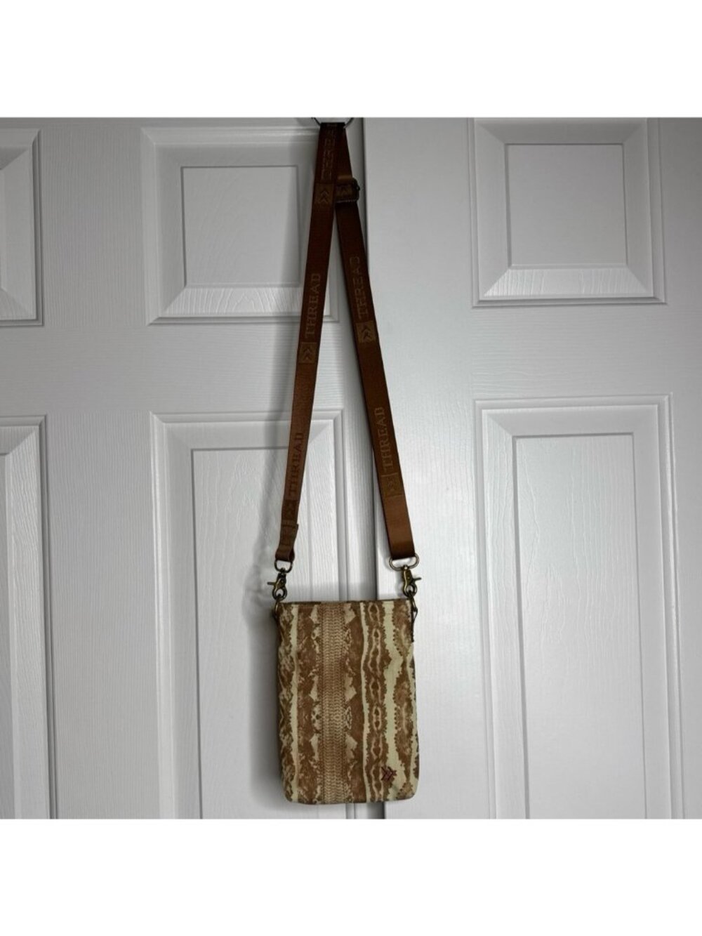 THREAD crossbody bag with snake priTHREAD crossbody bag with snake print pattern